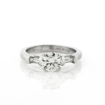 1.52CT Round Cut Diamond Engagement Ring with Tapered Baguettes
